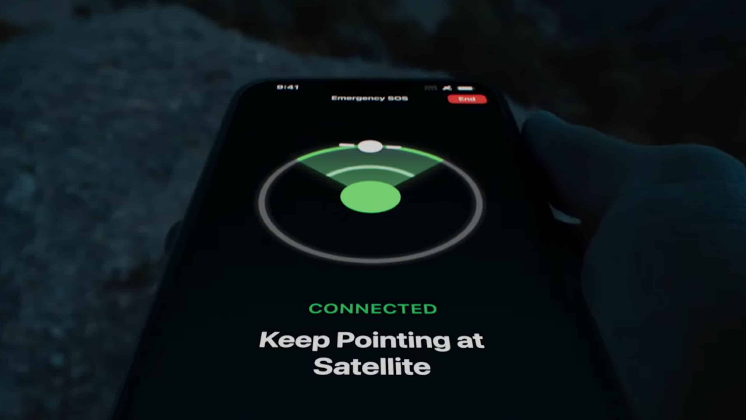 iPhone 14 Emergency SOS via satellite