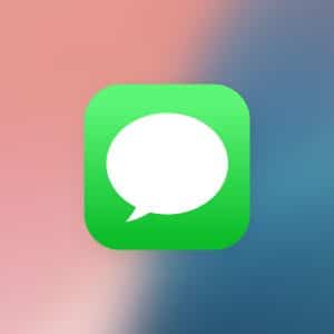 The image shows the iMessage app icon, a green square with rounded corners and a white speech bubble in the center. The background is a gradient of pink transitioning to blue, hinting at potential RCS-enhanced iMessage support rumored for iOS 18 Beta 3.